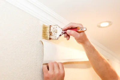 Pose de papier peint à Lascazères — revêtements muraux et toiles de verre